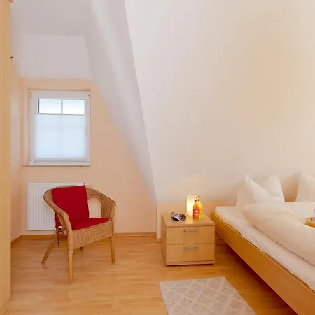 Apartment Haus 97, Ginsterweg 7 A Karlshagen